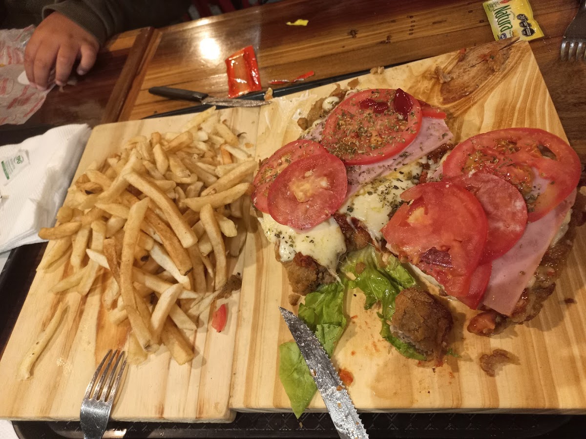 85 Street Burger Joint-10